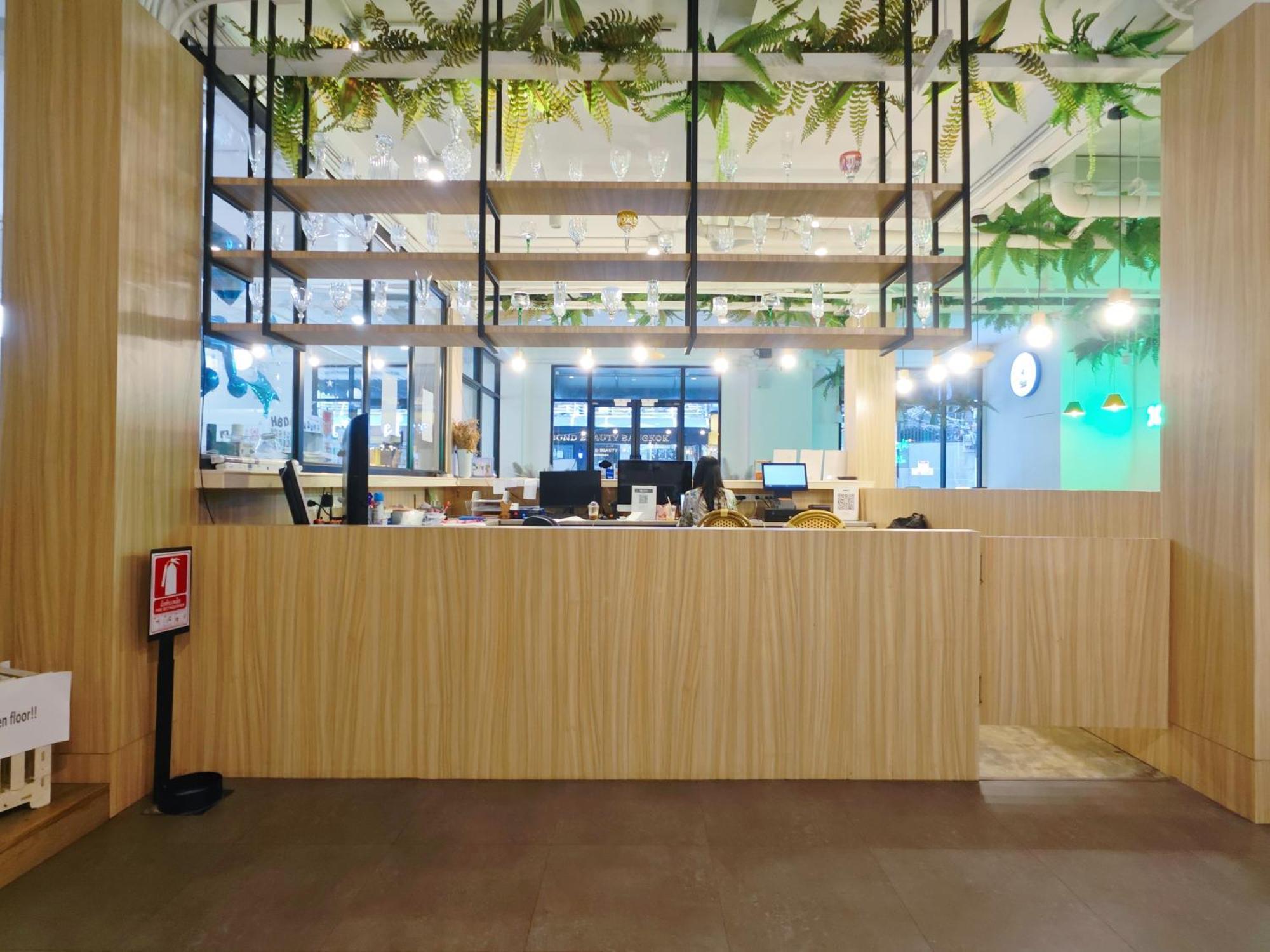 Ostay Asoke Bangkok Makkasan Ngoại thất bức ảnh