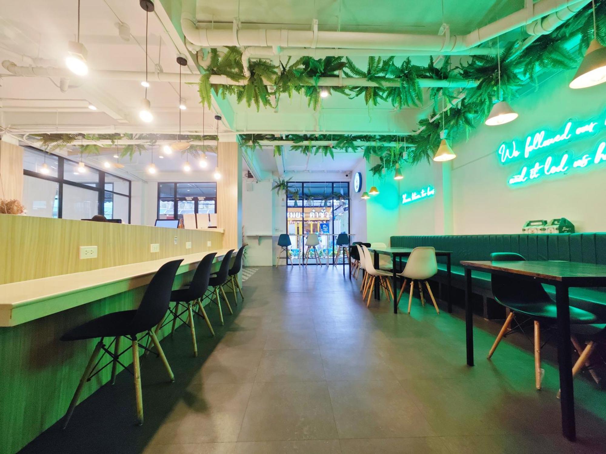 Ostay Asoke Bangkok Makkasan Ngoại thất bức ảnh